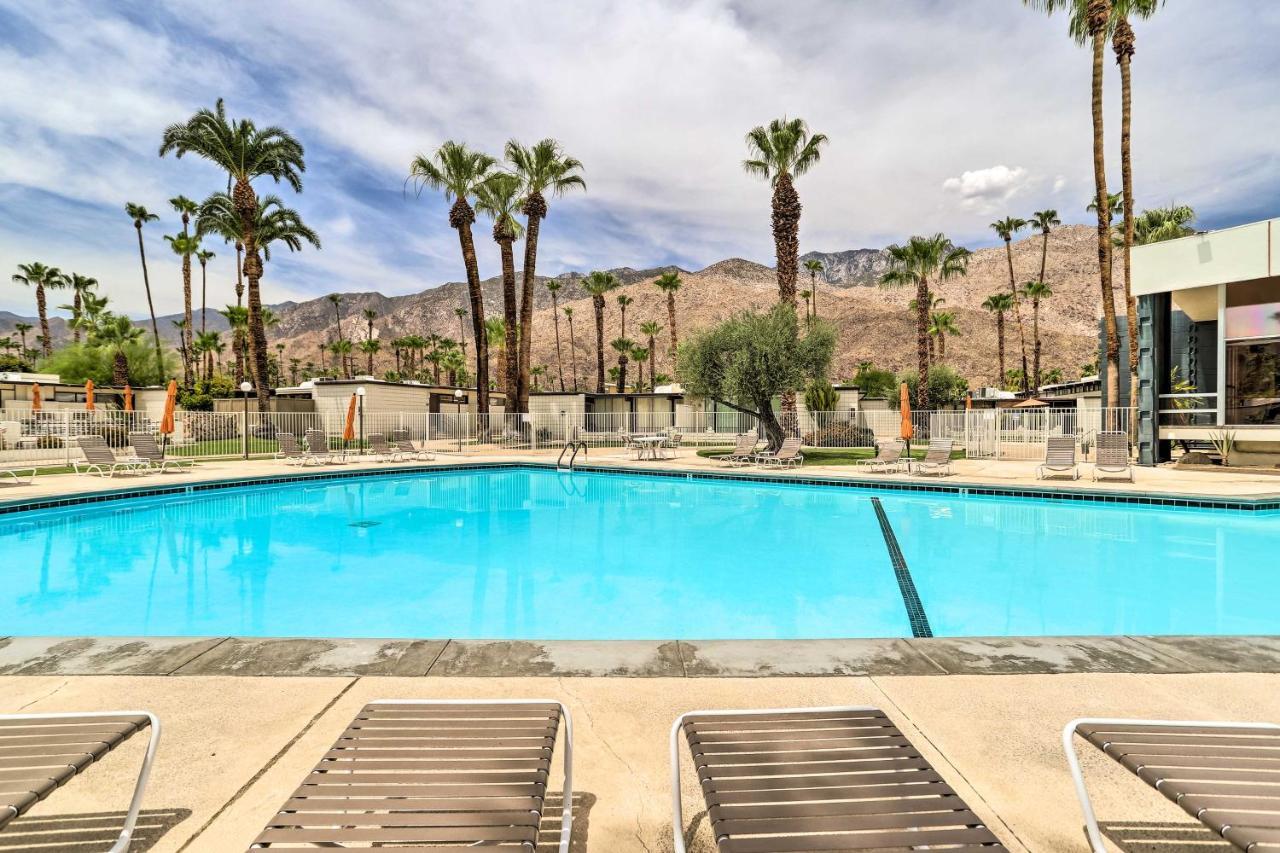 Mid-Century Palm Springs Bungalow With Patio! Bagian luar foto
