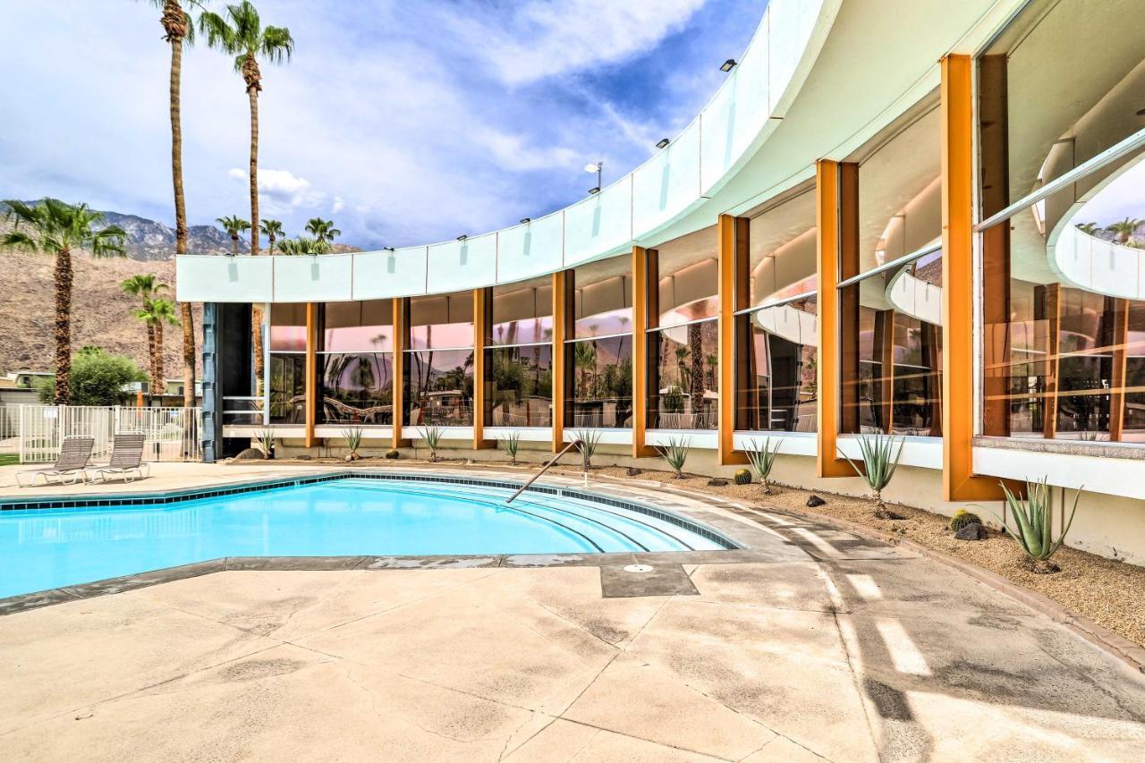 Mid-Century Palm Springs Bungalow With Patio! Bagian luar foto